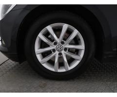 Volkswagen Passat 2.0 TDI 110kW - 22