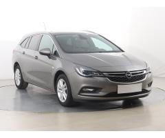 Opel Astra 1.4 T 92kW - 1