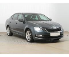 ŠKODA SUPERB COMBI 2.0TDI 140 LAURIN&K 4X4 DSG 7ST