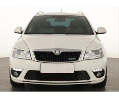 ŠKODA SUPERB COMBI 2.0TDI 140 LAURIN&K 4X4 DSG 7ST