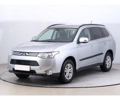 Mitsubishi Outlander 2.0 110kW - 3