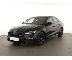 ŠKODA SUPERB COMBI 2.0TDI 140 LAURIN&K 4X4 DSG 7ST