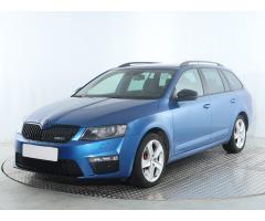 ŠKODA SUPERB COMBI 2.0TDI 140 LAURIN&K 4X4 DSG 7ST