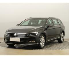 Volkswagen Passat 2.0 TDI 110kW - 3