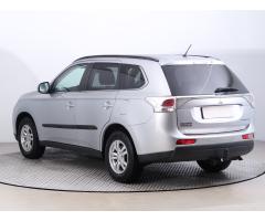 Mitsubishi Outlander 2.0 110kW - 5