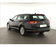 Volkswagen Passat 2.0 TDI 110kW - 5