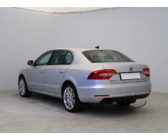 ŠKODA SUPERB COMBI 2.0TDI 140 LAURIN&K 4X4 DSG 7ST