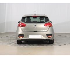 Kia Cee`d 1.6 GDI 99kW - 6