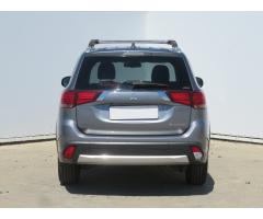 Mitsubishi Outlander 2.0 110kW - 6