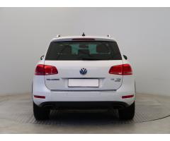 Volkswagen Touareg 3.0 TDI 180kW - 6