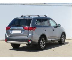 Mitsubishi Outlander 2.0 110kW - 7