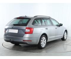 Škoda Octavia 1.6 TDI 85kW - 7