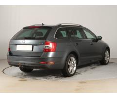 Škoda Octavia 1.6 TDI 85kW - 7