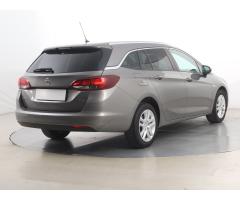 Opel Astra 1.4 T 92kW - 7