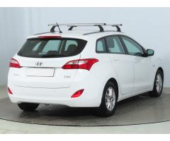 Hyundai i30 1.6 GDI 99kW - 7