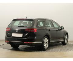 Volkswagen Passat 2.0 TDI 110kW - 7