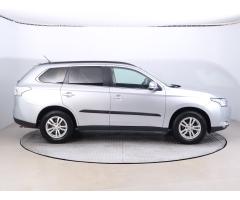 Mitsubishi Outlander 2.0 110kW - 8