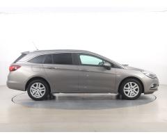 Opel Astra 1.4 T 92kW - 8