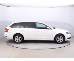 Škoda Octavia 1.6 TDI 85kW - 8