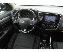 Mitsubishi Outlander 2.0 110kW - 9