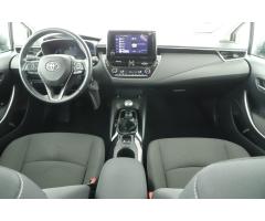 Toyota Corolla 1.5 VVT-i 92kW - 9