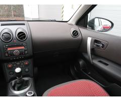 Nissan Qashqai 2.0 dCi 110kW - 11