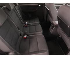 Volkswagen Touran 2.0 TDI 103kW - 13