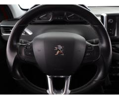 Peugeot 2008 1.2 PureTech 81kW - 17