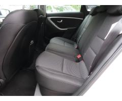 Hyundai i30 1.6 GDI 99kW - 15