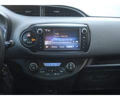 Toyota Yaris 1.5 Hybrid 74kW - 18