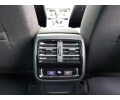 Volkswagen Passat 2.0 TDI 110kW - 24