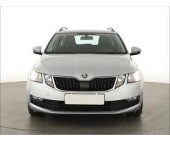 ŠKODA SUPERB COMBI 2.0TDI 140 LAURIN&K 4X4 DSG 7ST