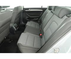 Volkswagen Passat 1.5 TSI 110kW - 12