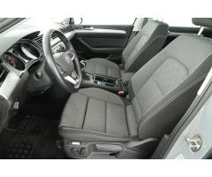 Volkswagen Passat 1.5 TSI 110kW - 13