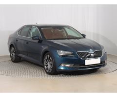 ŠKODA SUPERB COMBI 2.0TDI 140 LAURIN&K 4X4 DSG 7ST