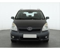 Toyota Corolla Verso 2.2 D-4D 100kW - 2