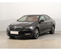 ŠKODA SUPERB COMBI 2.0TDI 140 LAURIN&K 4X4 DSG 7ST