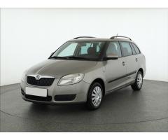 ŠKODA SUPERB COMBI 2.0TDI 140 LAURIN&K 4X4 DSG 7ST