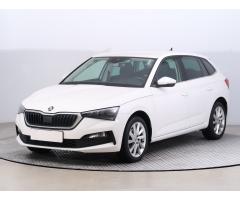 ŠKODA SUPERB COMBI 2.0TDI 140 LAURIN&K 4X4 DSG 7ST