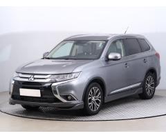 Mitsubishi Outlander 2.2 DI-D 110kW - 3