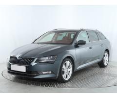 ŠKODA SUPERB COMBI 2.0TDI 140 LAURIN&K 4X4 DSG 7ST