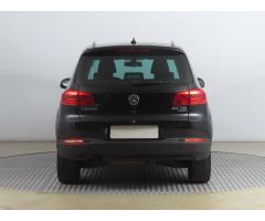 Volkswagen Tiguan 2.0 TDI 103kW - 6