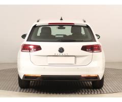 Volkswagen Passat 2.0 TDI 90kW - 6