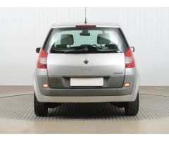 Renault Scénic 1.5 dCi 78kW - 6