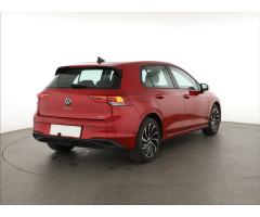 Volkswagen Golf 1.5 eTSI 110kW - 7