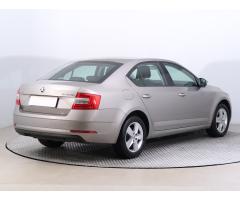 Škoda Octavia 2.0 TDI 110kW - 7