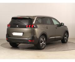 Peugeot 5008 PureTech 180 133kW - 7