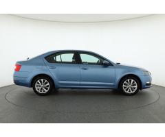 Škoda Octavia 1.4 TSI 110kW - 8