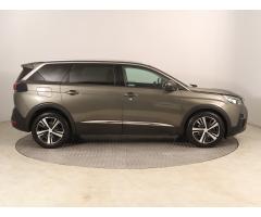 Peugeot 5008 PureTech 180 133kW - 8