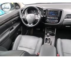 Mitsubishi Outlander 2.2 DI-D 110kW - 9